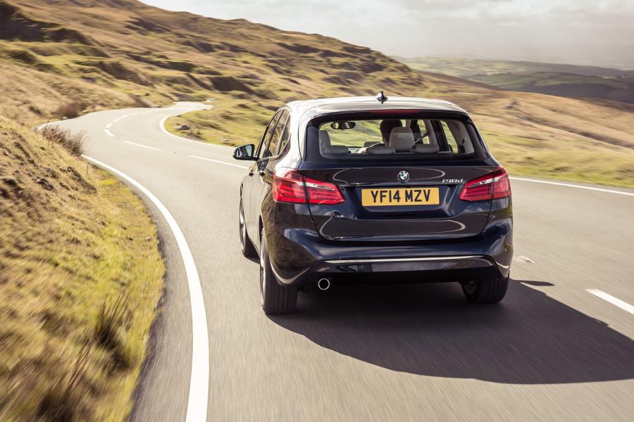  BMW 218d Active Tourer 2014 года  (UK) (фото 9 из 85)